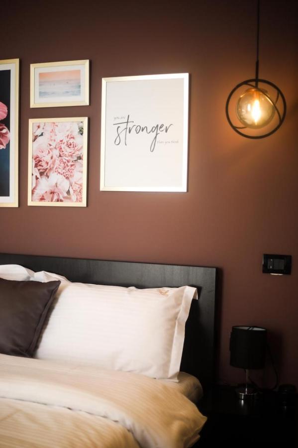 Triss Hotel Tiranë Luaran gambar