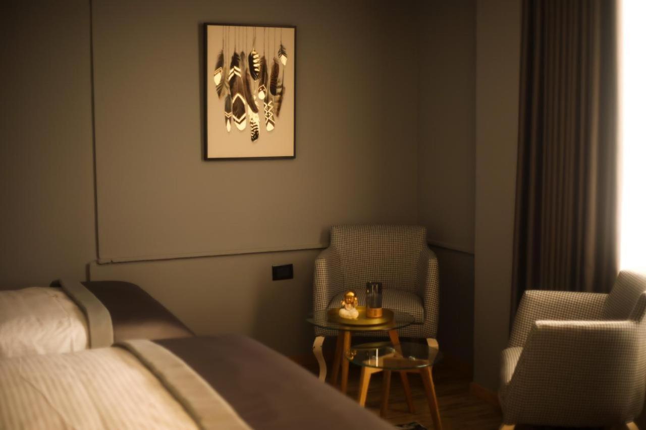 Triss Hotel Tiranë Luaran gambar